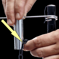 Montageschritt 2: Einf&uuml;hren